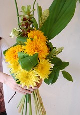2009年7月上旬<br />ヒマワリを使った花束
