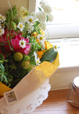 2010年3月<br />cafequarkサン出張レッスン<br />小花の花束